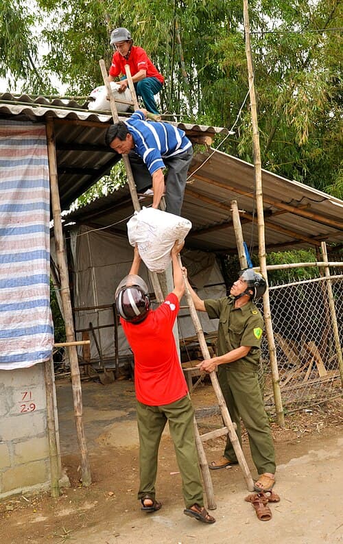 USAID and Save the Children support community evacuation drill in Vietnam